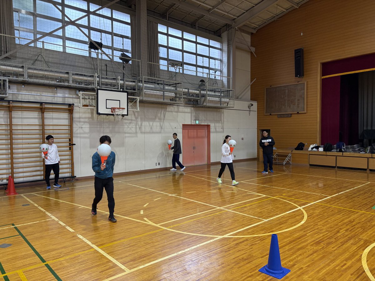 ballschuletokyo's tweet photo. 講習会2日目
本日は指導実践でした!
講習会後も、たくさんのご質問ありがとうございました。
バルシューレ東京では、出張講習会も開催しております。
ご興味のある方は、ぜひご連絡ください🙌
#バルシューレ #ballschule #バルシューレ東京 https://t.co/HRHmGXxbLw