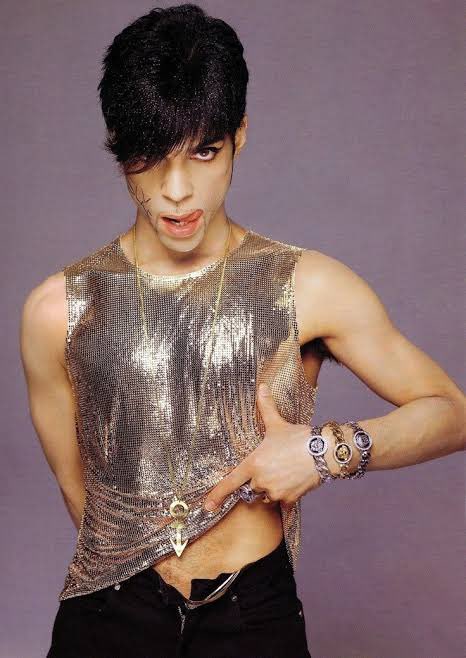 YSLONIKA's tweet photo. @campamtamram He was such a diva https://t.co/qQhFQYrKTM