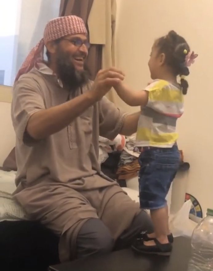 If you see this pic, reply with 🇵🇸 spread it 💔!

Do you still remember them?