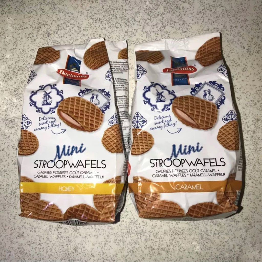theiceraf's tweet photo. unpopular opinion: mini waffle ni sedap gilerrrrr https://t.co/ufvEZpIl0X
