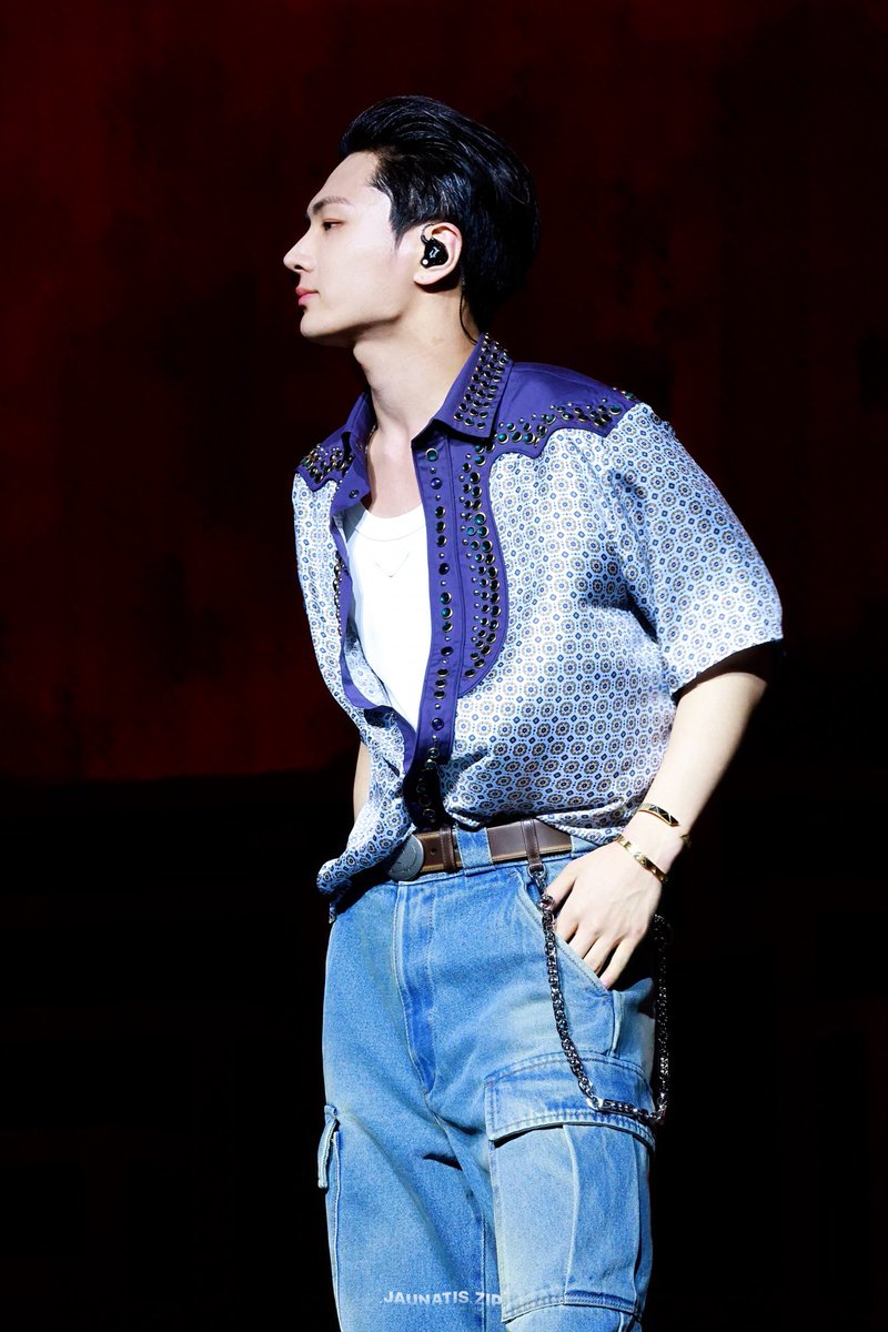 jaunatis_zip's tweet photo. 250412 Coachella wk1

#ENHYPEN #엔하이픈
#JAY #제이 #박종성 
#ジェイ https://t.co/X3XYr0lMpX