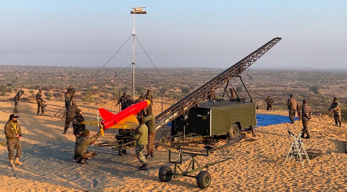 SWComd_IA's tweet photo. #TrainToTransform
With eyes on the skies and precision in action, the Valiant Wings executed mission-oriented Air Defence training—merging cutting-edge tech with simulated attack profiles.
Aimed at sharpening crew proficiency and combat readiness, this high-intensity drill ensures our warriors stay battle-ready, always.
#IndianArmy
#AirDefence
#OperationalExcellence
#MissionReady
#CombatTraining
#TechInBattle
@adgpi
@HQ_IDS_India
@SpokespersonMoD
@PRODefRjsthn
@KSBSectt
@IAF_MCC
@prodefencechan1
@westerncomd_IA
@NorthernComd_IA
@suryacommand
@IaSouthern
@ChetakCorps_IA
@artrac_ia
@easterncomd
@DelhiArea_IA