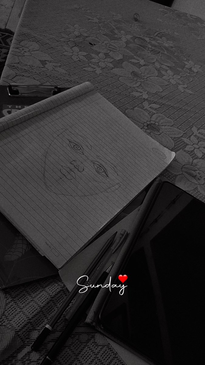 aksh_rkwr's tweet image. Shubh sunday!🧿
#art 
#artist 
#panting
#sketchbook