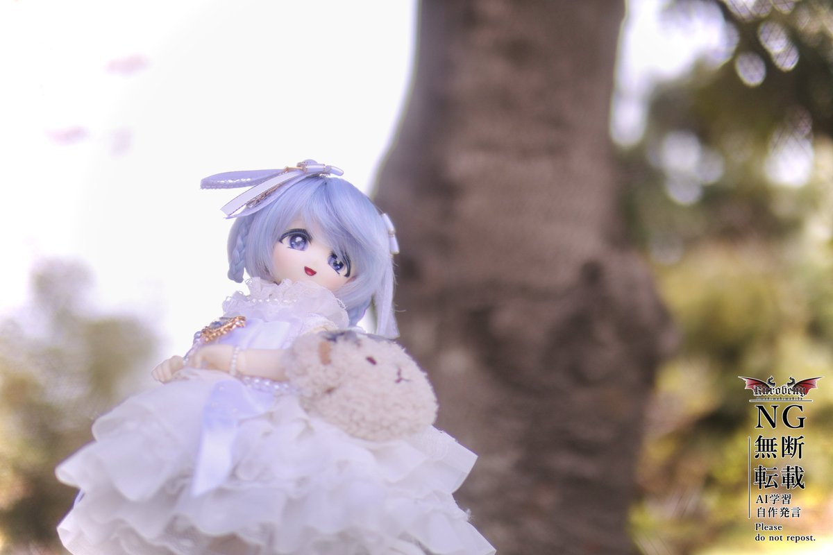 雨あかんね_(:3」∠)_頭痛が痛い
一応今は雨止んだみたいやけど
ドルドルしたいし作業もしたい。頭痛いの治ったら頑張るぜ…
#MDD #MDDはいいぞ #理世っこ #Ichiham #Lottamimi #狸のファンタジー #松ぼっくり服 #TinyFox #くろべにっこ #エデンアイ  #mimiel_doll  #ののあーる  #Dormirdoll