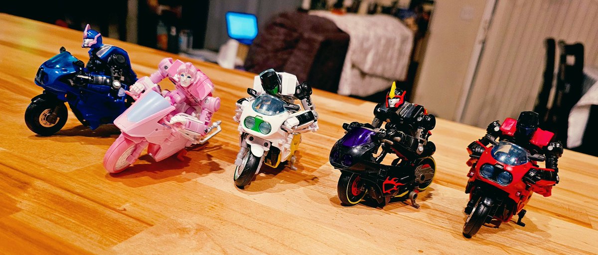 L.W. Barricade tweet media