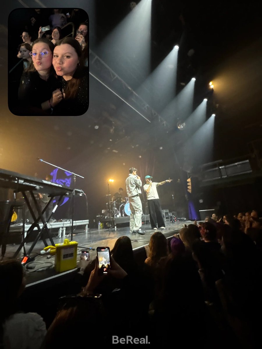 malinskyxsun's tweet photo. This evening was magical. 
Six years later, here you are again, and wow, what happiness. I already miss you so much.
For 11 years I've been following you, you've brought me so much. I'm so happy to have seen you again, and i hope to see you again soon.
Love you. @JackAndJack 🫶🏼💗 https://t.co/NHMry631JP