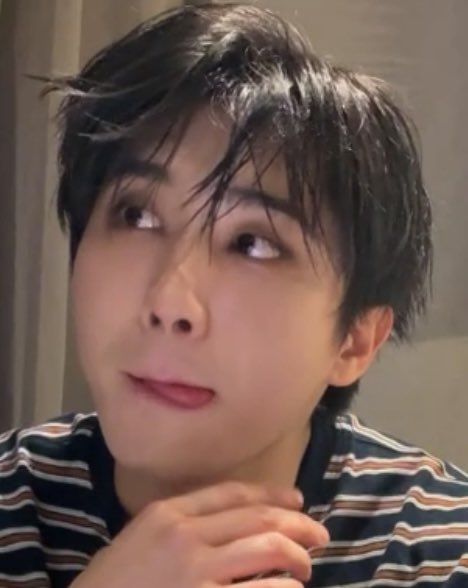 HANglobal_'s tweet photo. hair: shiny✅
cheeks: round✅
eyes: wide✅ https://t.co/eMr1IjjrJl