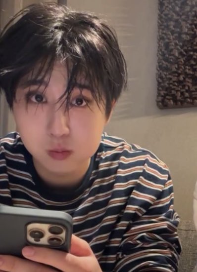 HANglobal_'s tweet photo. hair: shiny✅
cheeks: round✅
eyes: wide✅ https://t.co/eMr1IjjrJl