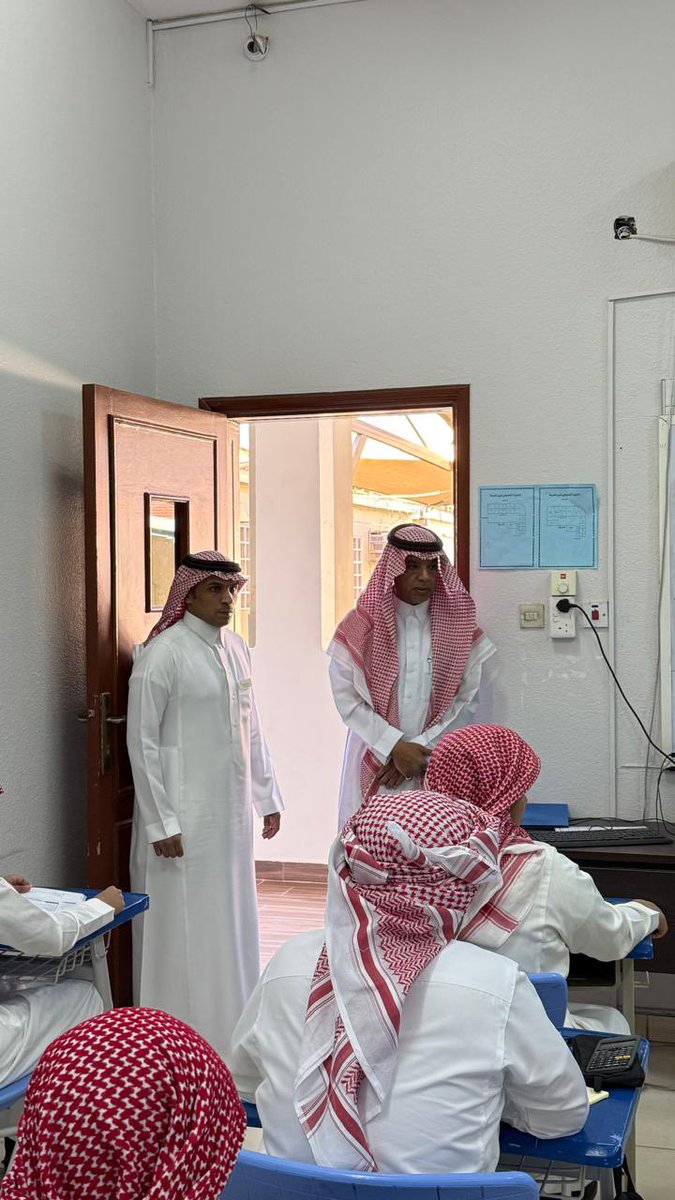 Tabuk_Priv_high's tweet photo. تشرفت #مدرسة_تبوك_النموذجية_الأهلية_الثانوية اليوم الأحد الموافق ١٤٤٦/١٠/١٥ هـ ، بزيارة مدير مكتب التعليم الخاص بتعليم تبوك الأستاذ/محمد شتيان الجهني للإطلاع على سير العملية التعليمية والإنضباط المدرسي
@moe_tbk @moe_gov_sa https://t.co/onNxH44ihv