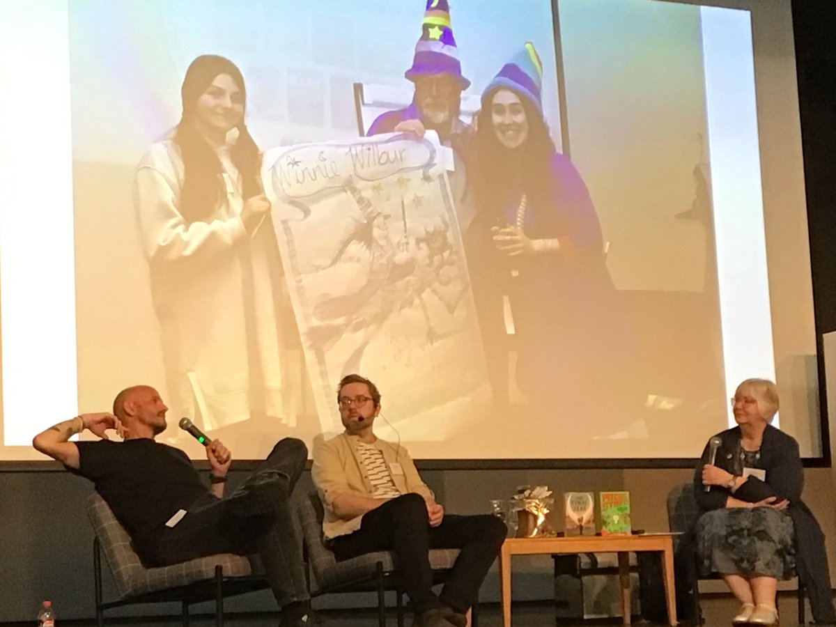 ReadingCBG tweet media