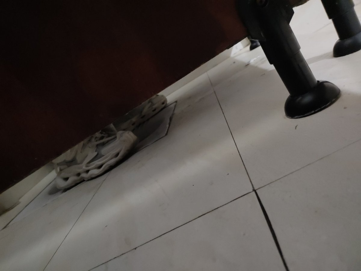 不喜欢那种热门据点，人来人往的感觉玩得不自在。喜欢清幽、人少一点的据点，环境也更好。这个男大弟弟的jj给我的感觉是：干净、坚挺、多汁。#荆州鸟洞 #湖北鸟洞