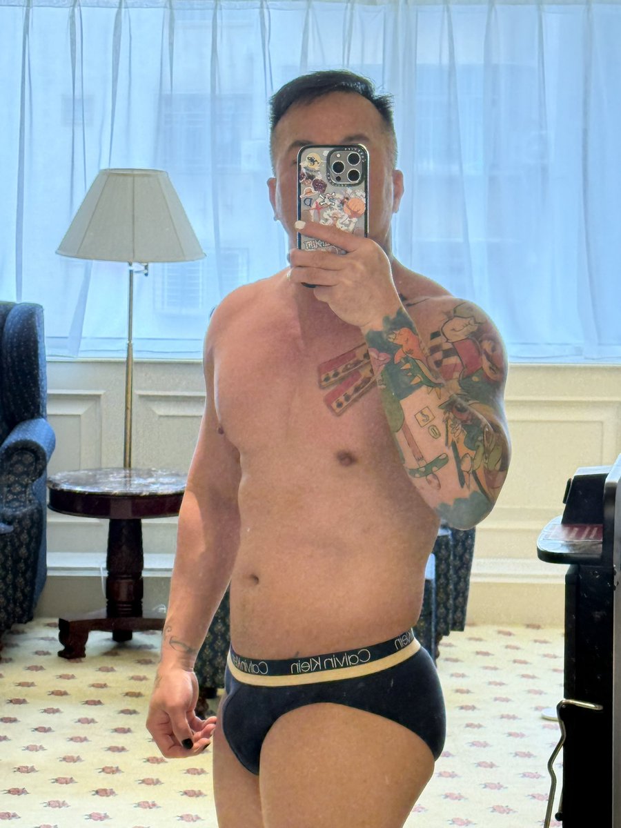 No Abs .. no worries still pakabols lol