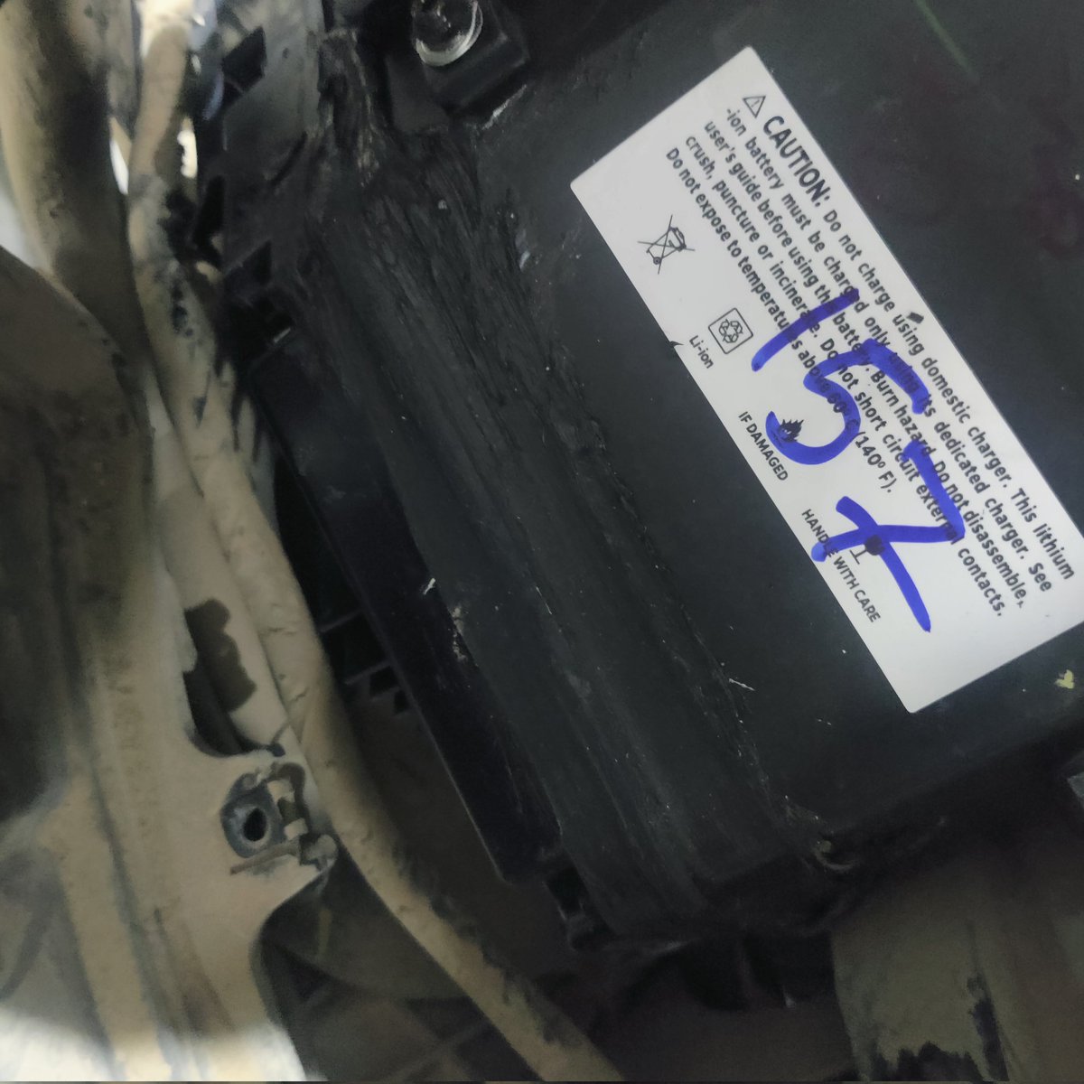 KumarSwajeet's tweet photo. Yes, all in a day if all good and scooter start and after sales service on and after 15 days if battery required to change under warranty they will provide refurbished battery like this I have received under warranty on. https://t.co/2hj5pByvBA