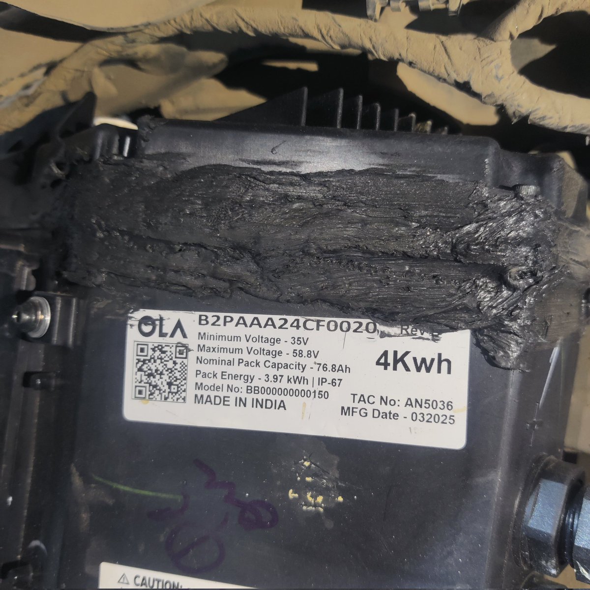 KumarSwajeet's tweet photo. Yes, all in a day if all good and scooter start and after sales service on and after 15 days if battery required to change under warranty they will provide refurbished battery like this I have received under warranty on. https://t.co/2hj5pByvBA