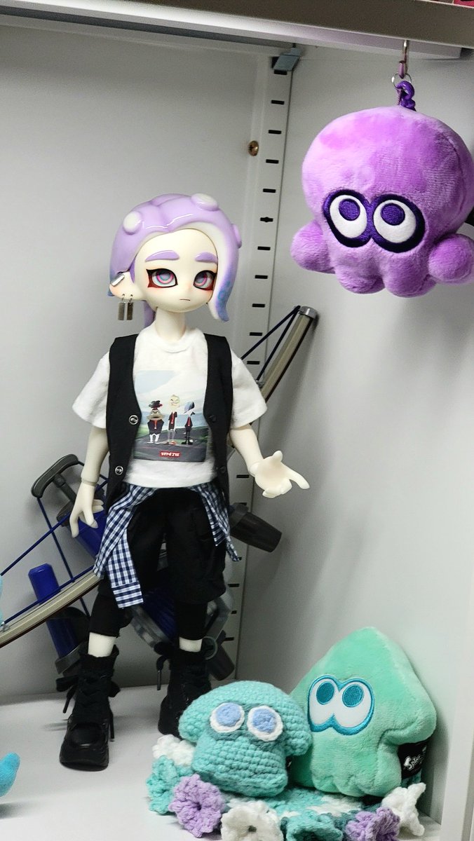 the 没考上海美大上吊的紫色章鱼男