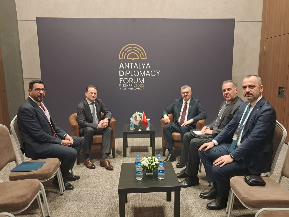 MFATurkiye's tweet photo. Deputy Minister Burhanettin Duran met with Pierre Krähenbühl, Director-General of the International Committee of the Red Cross (ICRC), on the margins of IV. Antalya Diplomacy Forum (#ADF2025). https://t.co/OMG3odLl9p