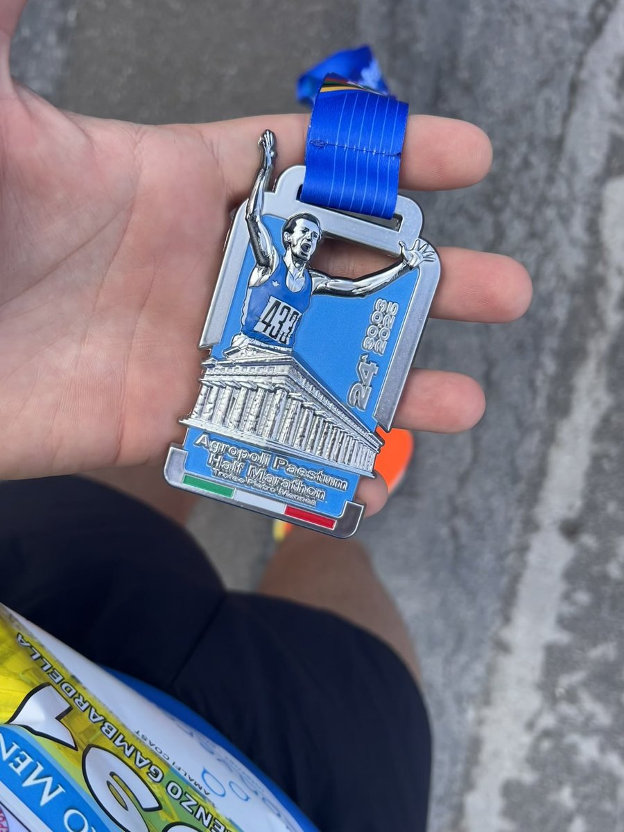 cre_gam_'s tweet photo. Agropoli Paestum half marathon 2025 - beautiful race whit an old friend. https://t.co/GYJbH8ALjT