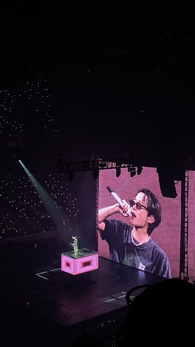 KASGamayo's tweet photo. suddenly, i am healed…

WHAT A SHOW @BTS_twt JHOPE 🔥🔥🔥🫀🫶❤️‍🩹 after 8 years of waiting and yearning, i finally met one of the LOMLs☹️☹️ i love you so much, with all of me and more than love itself, hobi🥹🥹💜 #HOPEfulinManila
#HOS_TOUR_MANILA_D1
#HOPE_ON_THE_STAGE_TOUR_Manila https://t.co/Ox1VM9lJ3H