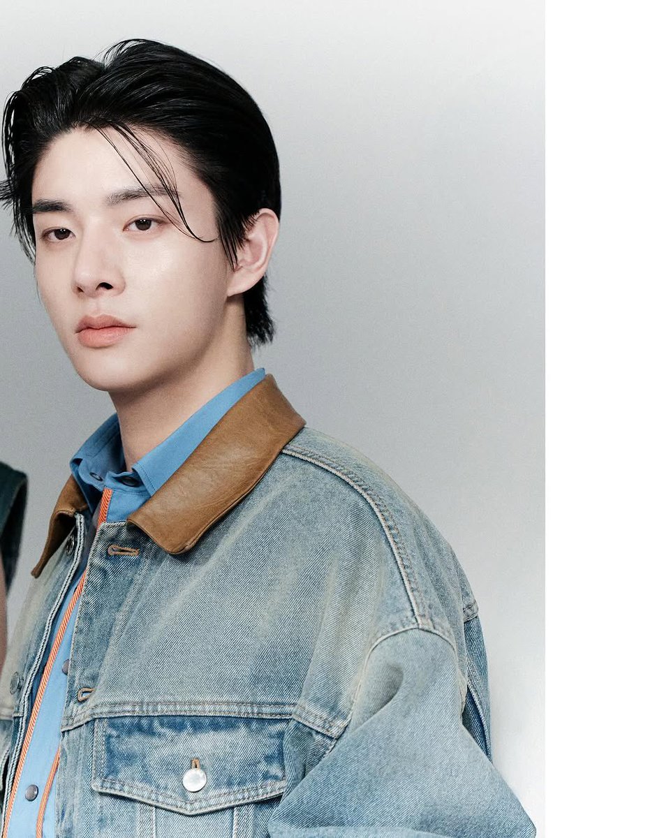 15ARCHIVEz's tweet photo. W KOREA

#제이크 #JAKE #ENHYPEN_JAKE https://t.co/DPqRtqtAHs