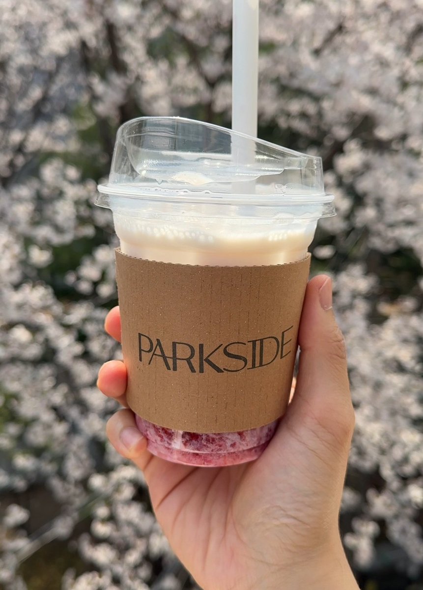 friendalee93's tweet photo. 🌸🤍Parkside (파크사이드) คาเฟ่วิวสวนที่สายชิลต้องหลงรัก! พิกัด 서울 마포구 성미산로 161 (161 Seongmisan-ro, Mapo-gu, Seoul) 
เปิด-ปิด: 11:00 - 22:00 น.
#ParksideSeoul #YeonnamdongCafe #คาเฟ่โซล #คาเฟ่เกาหลี #ซากุระเกาหลี #SeoulCafe #คาเฟ่วิวสวน #���ีวิวเกาหลี  #koreatravel https://t.co/akUTvLZBXN