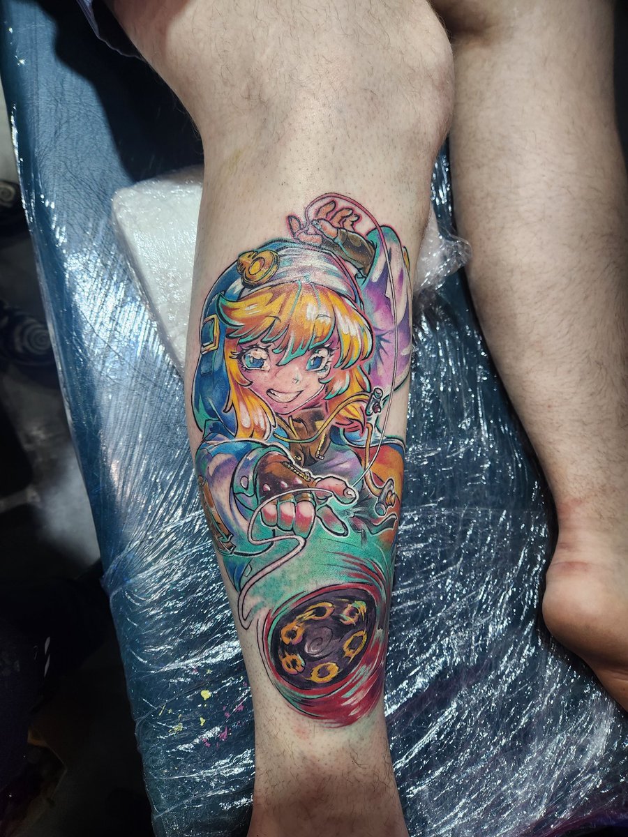 Been such a big weekend that I've forgot to post it until now, but look at this amazing tattoo that <a href="/Arky_Sparky/">✩Cthuwu | @sporkchop.bsky.social</a> stabbed into me!

Came out so goddamn good. If anyone is in or around the Melbourne area, hit em up 🙏
#GuiltyGearStrive