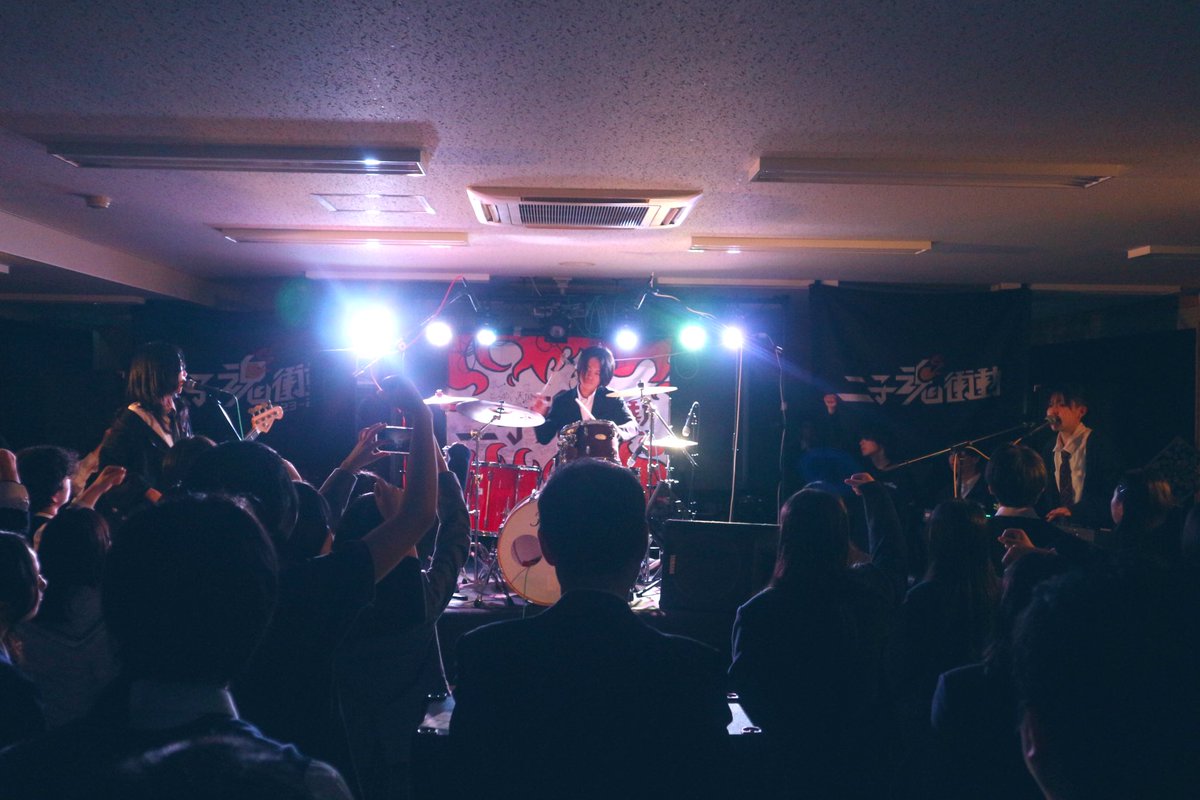 所沢高校フォーク部 tweet media