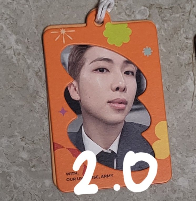 doilnomdoil's tweet photo. 퍼투댄 참 폴딩카드 양도
Charm folding card

준등기 0.18 반택 0.18 택배 0.4
방탄 남준 석진 윤기 호석 지민 태형 정국
bts 포카 디비디 디코 디지털코드 퍼미션투댄스 퍼투댄 us 분할 rm jin suga jhope jimin v jungkook 포토카드 랜덤 charm 포토참 남준참 https://t.co/seZlnH5sk7