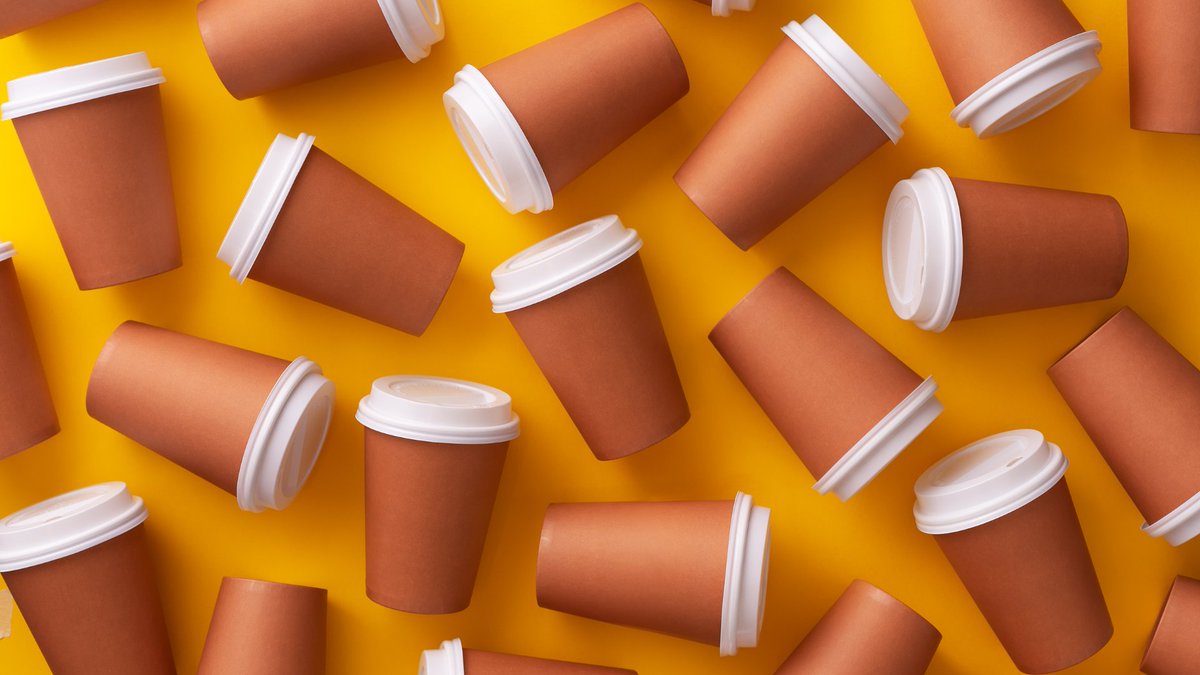 Hutland_Package's tweet photo. Did you know? 🤔 Our Plain Paper Cups aren't just colorful, they're also 100% biodegradable! 🌱 Choose Hutland Packaging for your business or event and make a statement without harming the planet. #SustainableChoices #PaperCups #HutlandPackaging #EnvironmentallyFriendly https://t.co/8aRQDJIQ6F