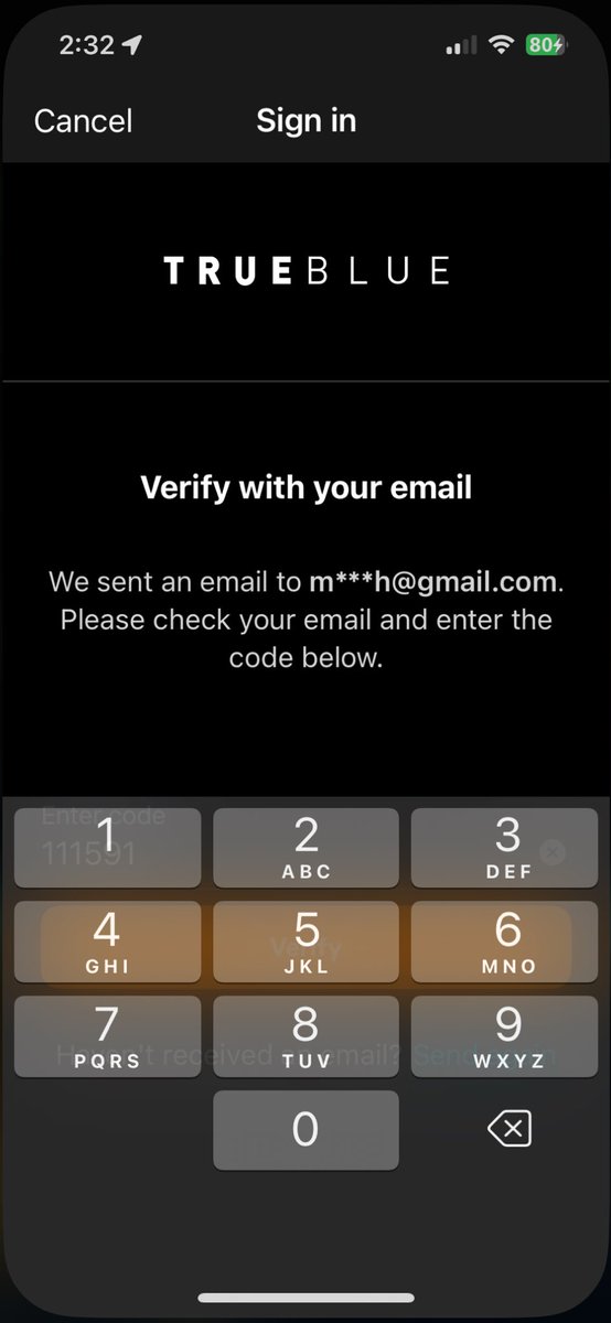 jmaar's tweet photo. @JetBlue Thx Works on browser, not on app.  VERIFY button blocked by the keypad popup when I enter verification code from email.  It’s there when I switch apps, just covered when app comes full. Tried 10-15 times 

How do I get app to work (iPhone 13 Pro)? https://t.co/9Bf37t4ieC