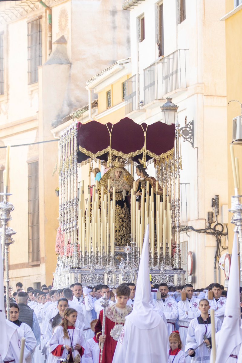 ¡Dejen de soñar, ya es 𝗗𝗼𝗺𝗶𝗻𝗴𝗼 𝗱𝗲 𝗥𝗮𝗺𝗼𝘀! 

San Felipe hoy se viste de blanco para que todos los malagueños puedan enjugar el rostro del Nazareno de La Salutación, al igual que lo hizo la Verónica. 

#SalutacionyPatrocinio #CofradíasMLG