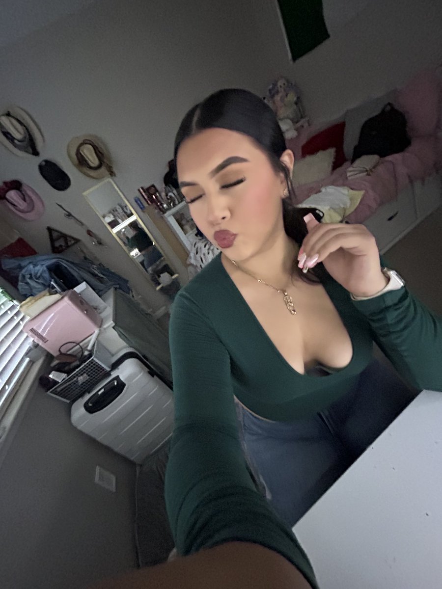 Latina4Yu's tweet photo. https://t.co/2JKpig5OMj