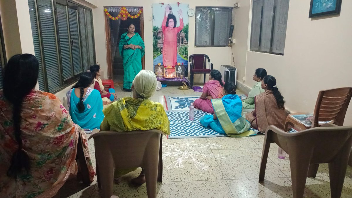 sathyasaiodisha's tweet photo. Loving Sairam..
With the blessings of Sri Sathya Sai Baba, a Parents' Day programme was organized by Nabarangpur Samithi on 11th April 2025 at the residence of a devotee.
#Parentsmeet
#Balvikash
#Nabarangpur
-Media Team https://t.co/LVIs0vpjvb