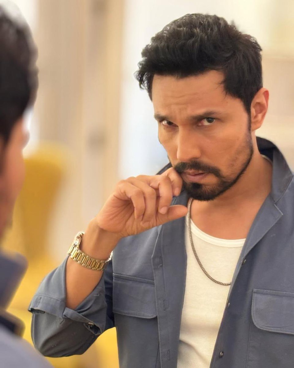 RandeepHooda's tweet photo. दौलत में आग लगाकर हमने ये शौक पाले हैं, कोई पूछे तुमसे तो कह देना हम जाट हरियाणे वाले है। 💪🏻 https://t.co/ikl5mF41LA