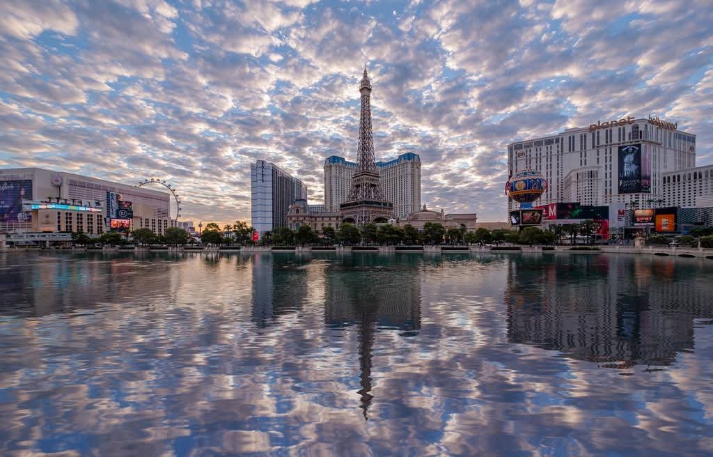 SCVegas's tweet photo. Even cloudy days in Vegas are beautiful..!!🤗 https://t.co/SRMfl2iuJo