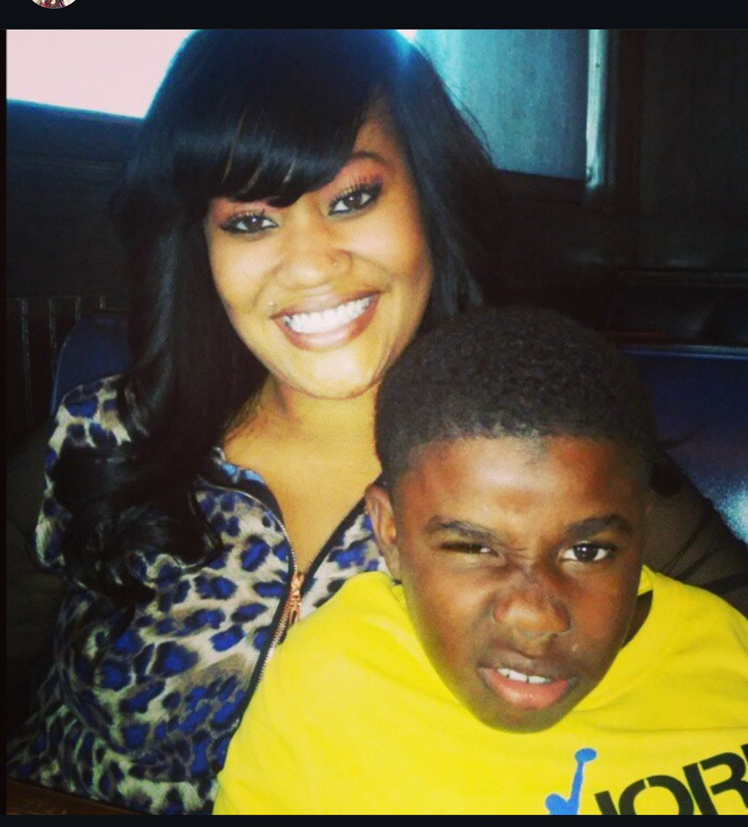 ¥mills¥ tweet media