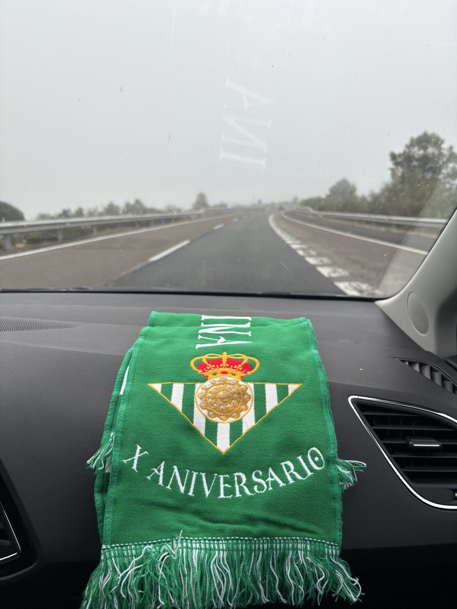 On tour #peñabeticasalmantina 
 ⚔️ Real Betis Balompié vs Villareal
🗓️13/04/2025