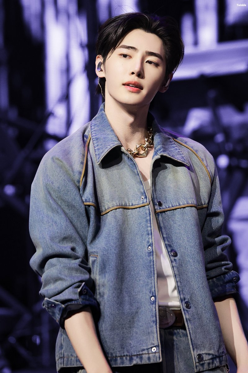 𝐓𝐰𝐢𝐧𝐤𝐥𝐞 (fan acc) tweet media