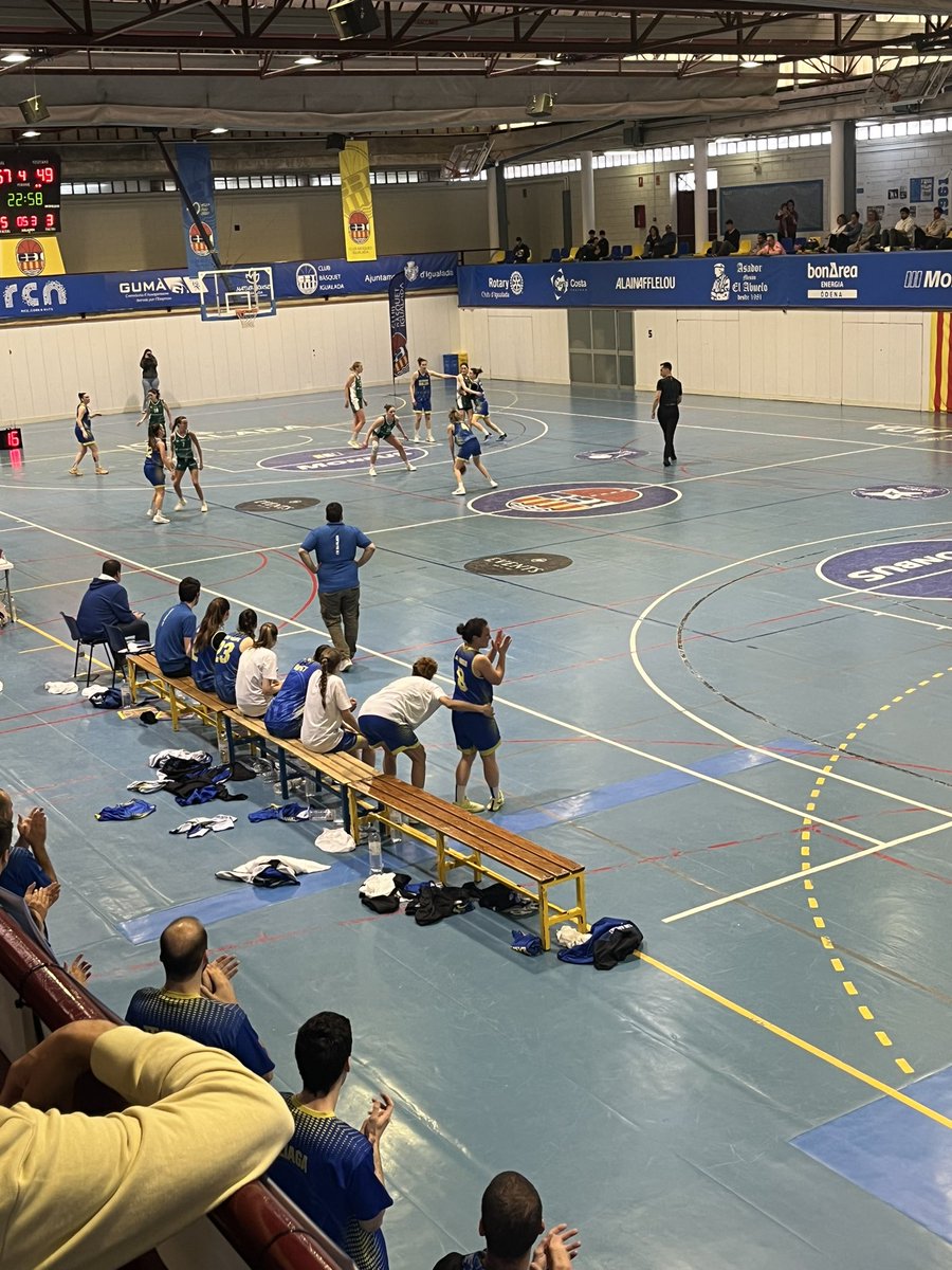 <a href="/marccastells/">Marc Castells</a> <a href="/jsalanova/">Júlia Salanova Oliva</a> <a href="/CBIgualada/">CBIgualada</a> El destí va fer que ho pogués viure! Molta sort i molts records!! Gran jugadora i millor persona!