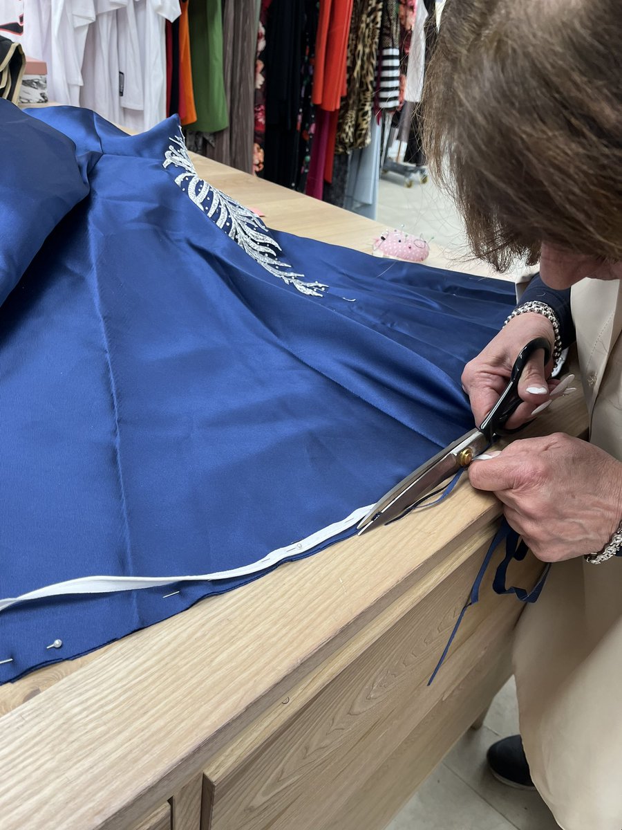 fcdcollective_'s tweet photo. No item of clothing should ever been thrown away again! 

Bring it to our shop 113-115 Fonthill Road Islington and let the amazing Leyla create a new garment for you!

This is #sustainable #fashion! 

@FinsburyParkLdn @LondonFashionWk https://t.co/1BWtt9ntqp