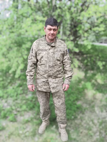 pogrebeckij's tweet photo. До Небесного війська доєдналося троє захисників із Рівненщини - Роман Никичук із Острозької громади, Олег Федорчук із Кореччини та Олександр Черначук із Городоцької ТГ. https://t.co/3I33mpYY4R