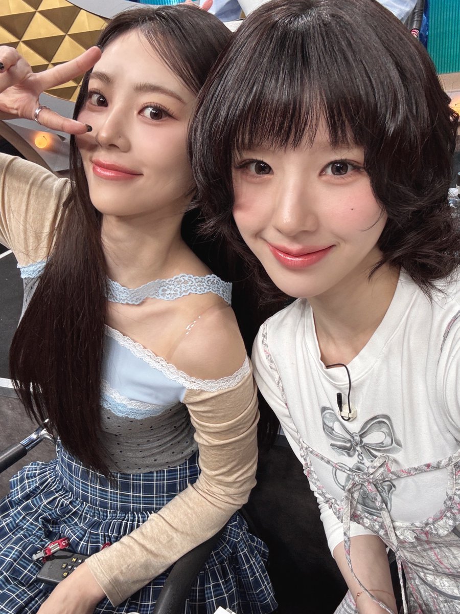 완벽한 탐정 케미를 보여 준 희진&amp;진솔의 #복면가왕 완료✌️
더 멋진 탐정으로 돌아올 희진솔🩷💙
다음 주에 또 만나요 OURII~!❤️‍🔥

#ARTMS #아르테미스 #OURII
#HeeJin #희진
#JinSoul #진솔