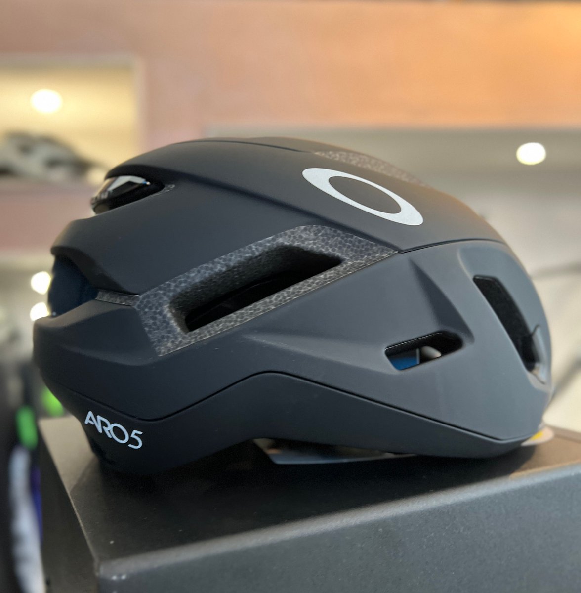CyclesMighty's tweet photo. Oakley Helmet's  now available @ Mighty Cycles 

#roadcyclist #mtber #cycleinstyle # oakley #fife #glenrothes #kinros #kirkcaldy #eastfife #leslie https://t.co/cwBU0OMqaj