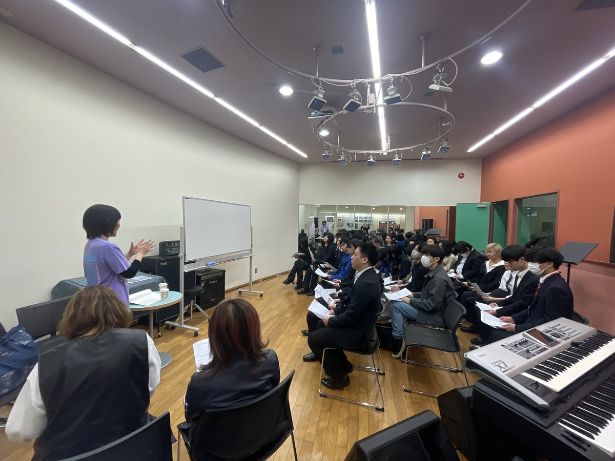 vconditioning20's tweet photo. 日本工学院八王子専門学校ミュージックアーティスト科の皆さんにヴォーカルコンディショニング®︎セミナーをさせていただきました。

発声におけるケア・メンテナンスの重要性と実践をお伝えしました。

ありがとうございました！

#ヴォーカルコンディショニング®︎ 
#ボーカルコンディショニング®︎ https://t.co/7RazbRgK3S