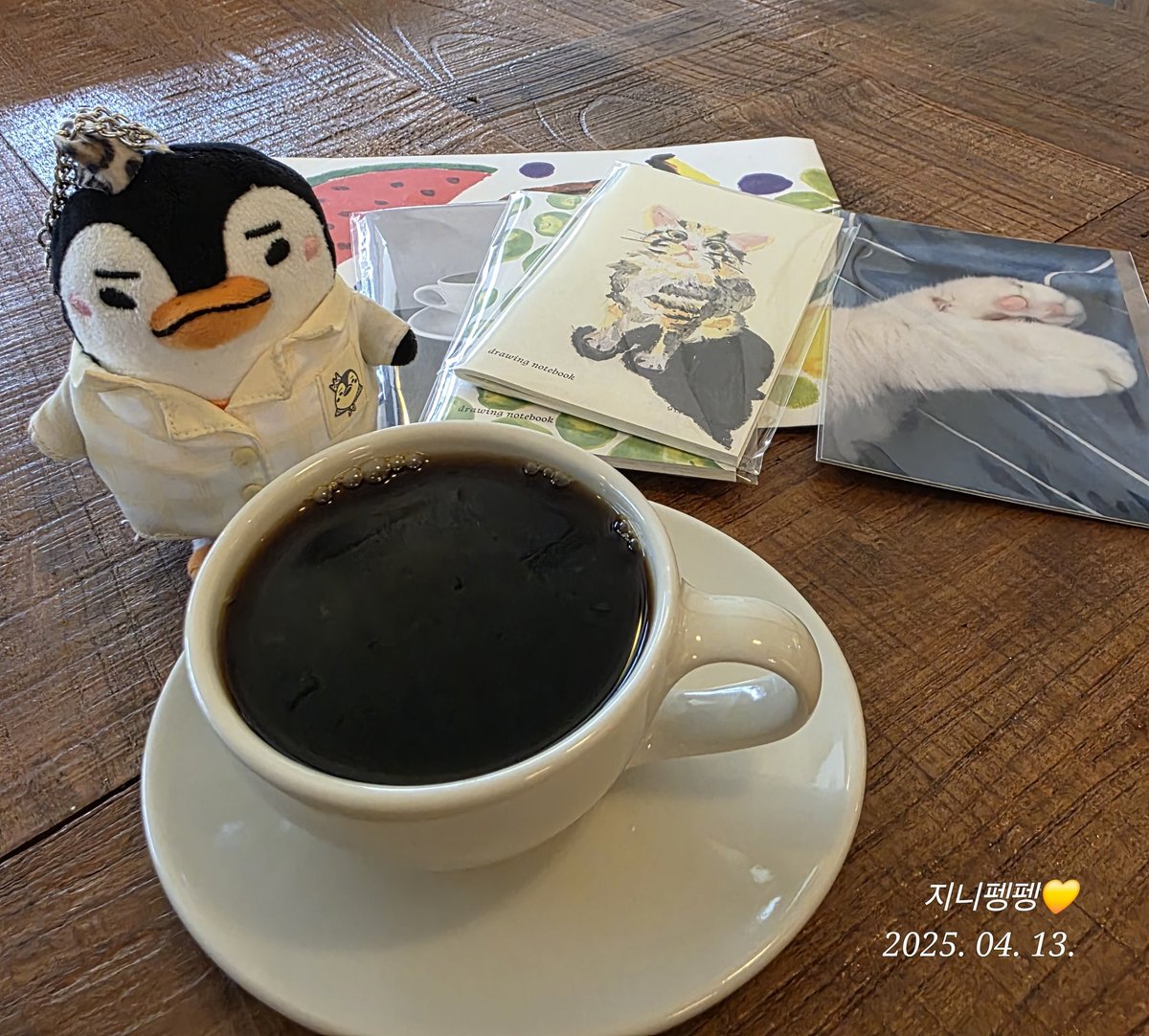 baegjiw02595478's tweet image. 바람불고 비오는데
준호는 뭘하려나..
밥은 먹었나.. 
가는 곳마다 #JUNHO 생각 💛
#서촌 에서 🌸