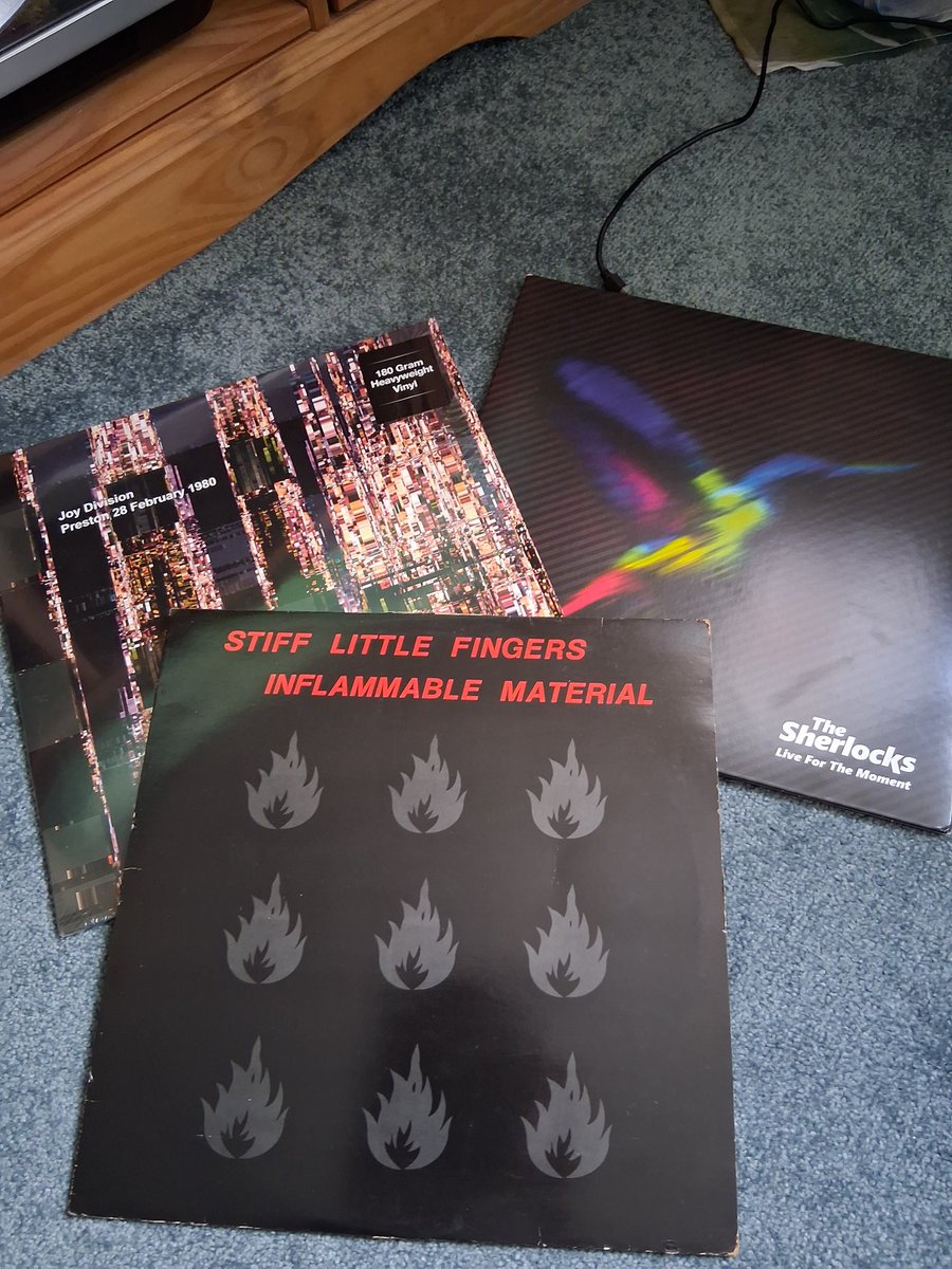 kevbaz1875's tweet photo. The mornings soundtracks,,,bit of ska n punk,,topped of with Joy division n The Sherlocks... https://t.co/CgPlL8Orl3