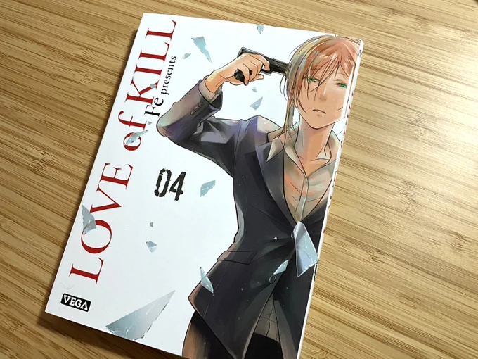 フランス語版4巻、ポーランド語版12巻の献本いただきましたワァイ!! 