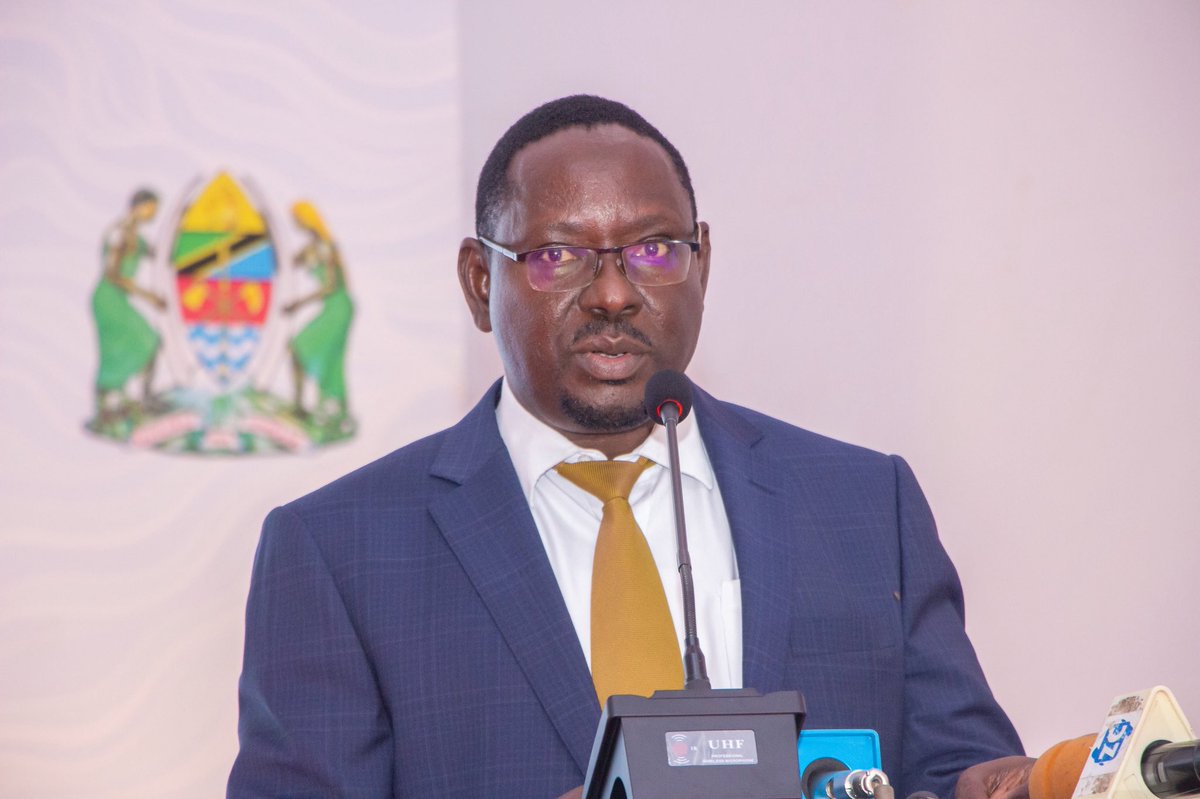 SuluhuSamia's tweet image. Nimepokea kwa masikitiko taarifa ya vifo vya Mhandisi Boniface Gissima Nyamohanga, Mkurugenzi Mtendaji wa Shirika la Umeme Tanzania (TANESCO), pamoja na dereva wake, Muhajiri Mohammed Haule, vilivyotokea usiku wa kuamkia leo kwa ajali ya barabarani eneo la Bunda, Mkoa wa Mara.…