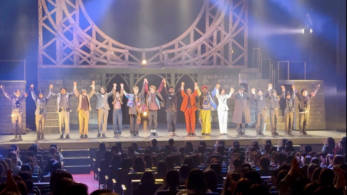 criminalfour4's tweet photo. 全公演無事に完走しました！！🙌🙌

皆さまに支えられて
素晴らしい大千穐楽を迎えることができ
心より感謝しております🙏

ご観劇くださった皆さま、
応援してくださった皆さま
ありがとうございました！！！！

出演者・スタッフ 一同

#クリフォー
#スペシャルカテコ
#手を合わせよう🫳 https://t.co/FAJOdiph9L