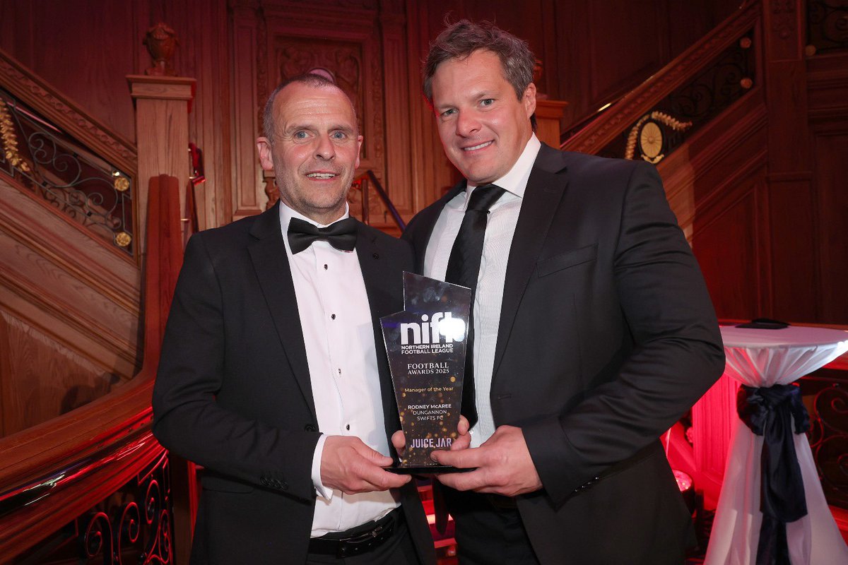 𝗠𝗮𝗻𝗮𝗴𝗲𝗿 𝗼𝗳 𝘁𝗵𝗲 𝗬𝗲𝗮𝗿 🏆 (Sponsored by Juice Jar)
Rodney McAree – Dungannon Swifts FC
Presented by David Graham

<a href="/rodmac8/">Rodney McAree</a> 

#UTS