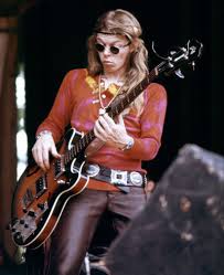 RockOthers's tweet photo. #AlmanaccoRock #JackCasady by @boomerhill1968 il 13 aprile del 1944 nasce Kack Casady bassista americano noto soprattutto per essere stato membro dei Jefferson Airplaine e poi degli Hot Tuna https://t.co/uUFC3ir2Cu